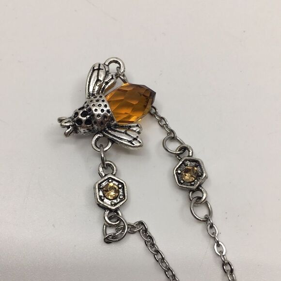 NEW Dainty Silver Tone Honey Bee Chain Bracelet and Earrings - Picture 13 of 13